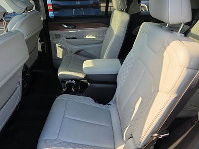 2022 Jeep Grand Cherokee L Summit