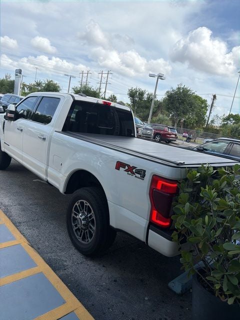 2022 Ford F-350 Super Duty Limited - Photo 13