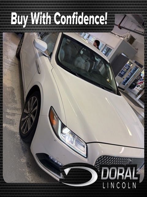 2020 Lincoln Continental FWD's photo