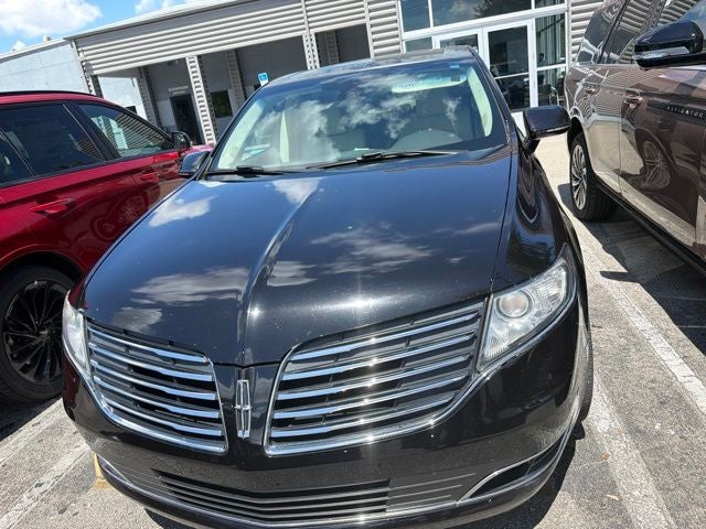 2019 Lincoln MKT Standard