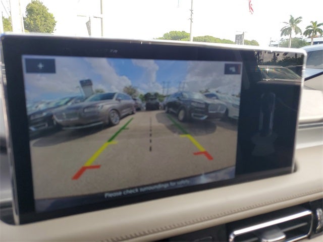 2022 Lincoln Nautilus Standard