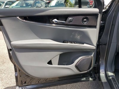 2021 Lincoln Nautilus Reserve