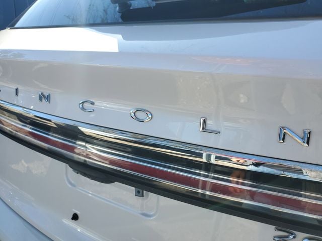 2019 Lincoln Nautilus Select