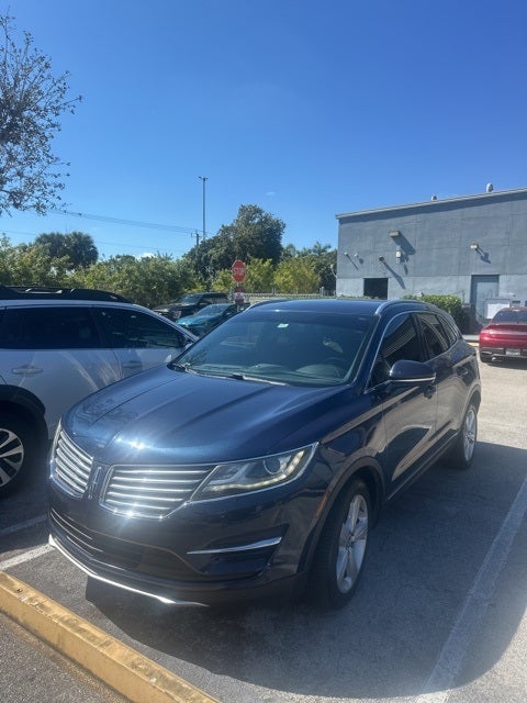 Used 2017 Lincoln MKC Premiere with VIN 5LMCJ1C93HUL22252 for sale in Doral, FL