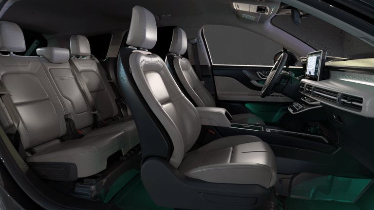 2025 Lincoln Corsair Premiere Service Loaner