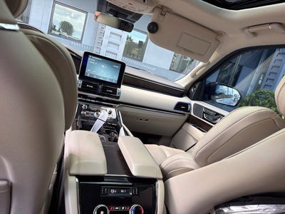 2018 Lincoln Navigator Select
