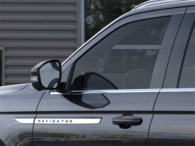 2025 Lincoln Navigator Reserve Service Loaner