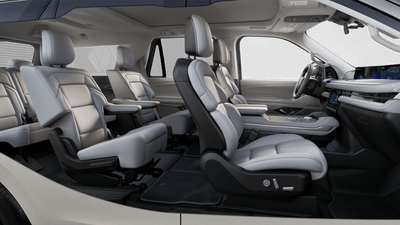 2025 Lincoln Navigator Reserve Service Loaner