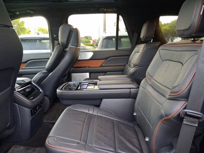 2023 Lincoln Navigator Black Label