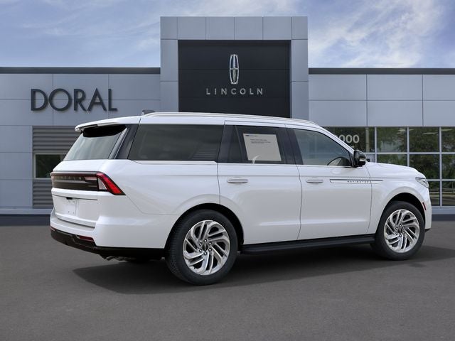2027 Lincoln Navigator Premiere