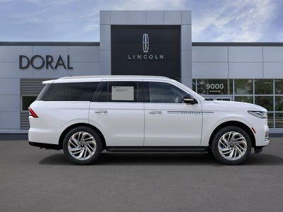 2027 Lincoln Navigator Premiere