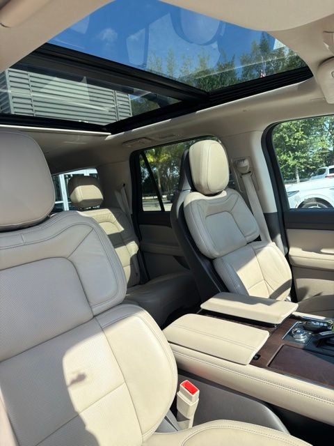 2023 Lincoln Navigator L Reserve
