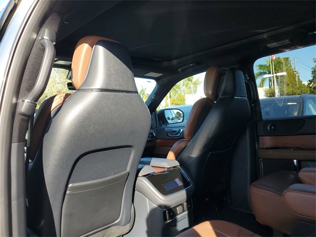 2023 Lincoln Navigator L L Reserve