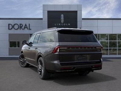 2027 Lincoln Navigator L Reserve