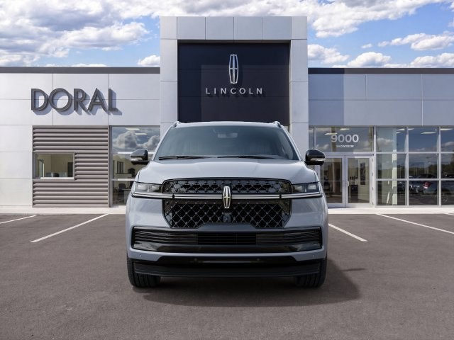 2027 Lincoln Navigator L Reserve