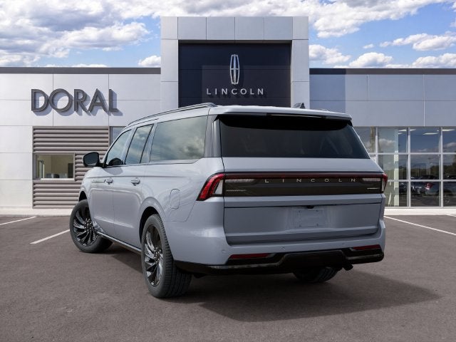 2027 Lincoln Navigator L Reserve