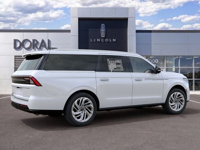 2027 Lincoln Navigator L Reserve