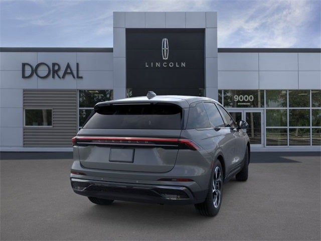 2025 Lincoln Nautilus Premiere Service Loaner