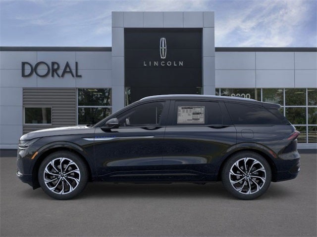 2025 Lincoln Nautilus Reserve Service Loaner