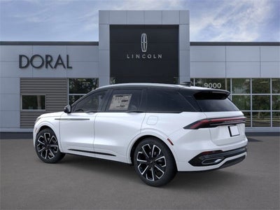 2025 Lincoln Nautilus Reserve Service Loaner