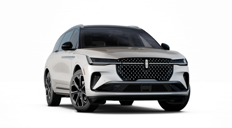 2025 Lincoln Nautilus Reserve Service Loaner