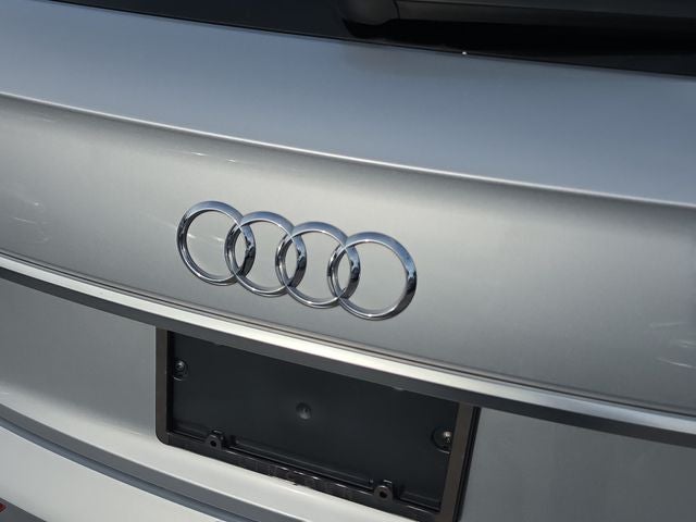 2022 Audi Q5 45 S line Premium quattro