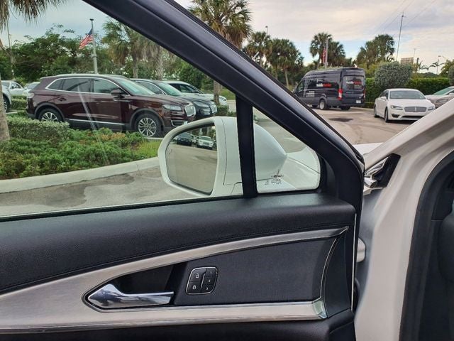 2019 Lincoln Nautilus Standard