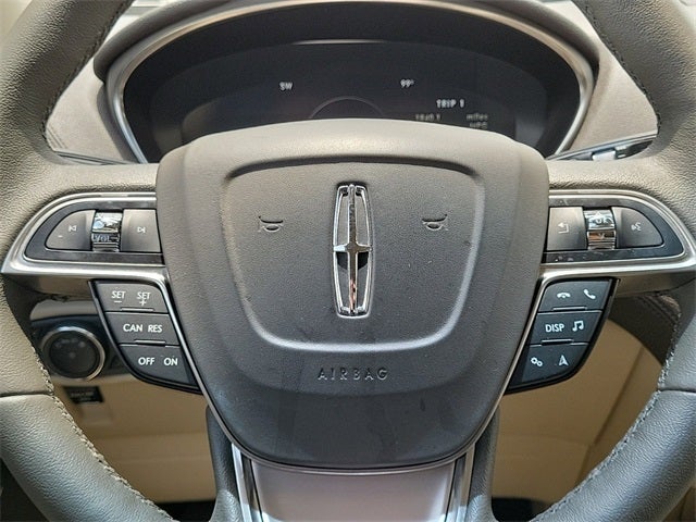 2019 Lincoln Nautilus Standard