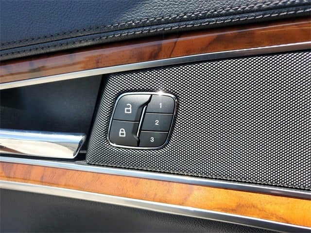 2019 Lincoln Nautilus Select