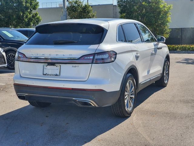 2019 Lincoln Nautilus Select