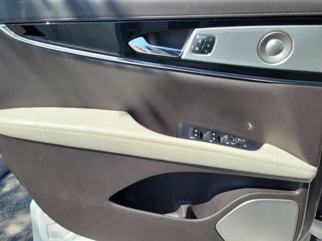 2023 Lincoln Nautilus Black Label