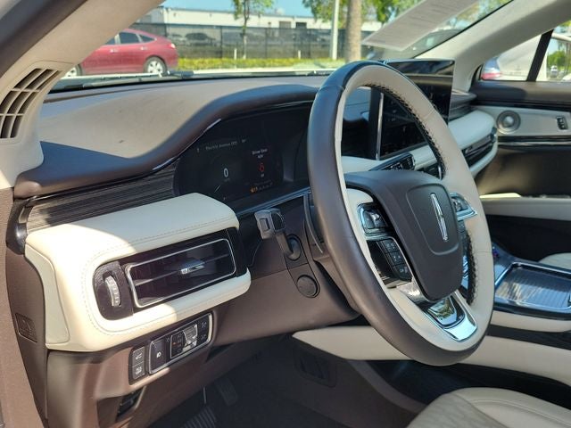 2023 Lincoln Nautilus Black Label