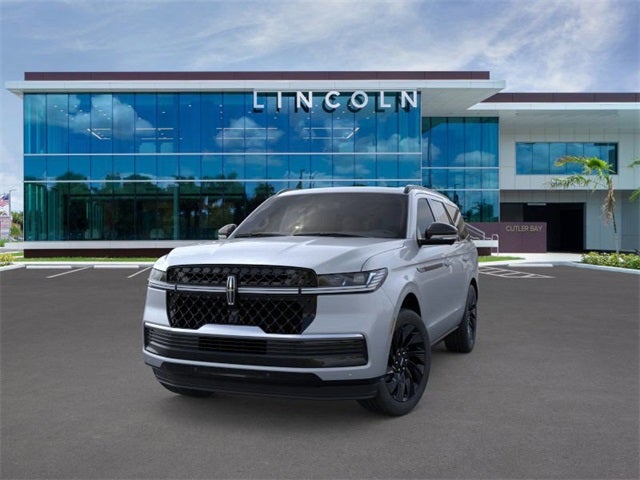 2025 Lincoln Navigator Reserve Service Loaner