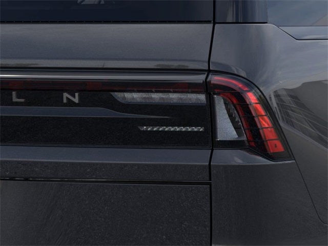 2025 Lincoln Navigator Reserve Service Loaner