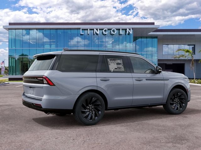 2027 Lincoln Navigator Reserve