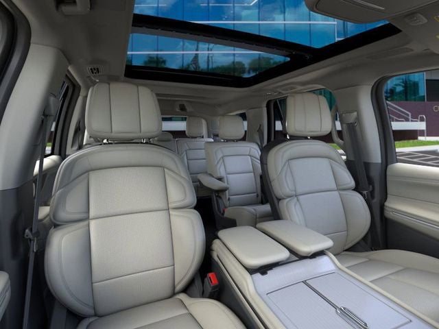 2025 Lincoln Navigator Reserve Service Loaner