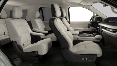 2027 Lincoln Navigator Premiere