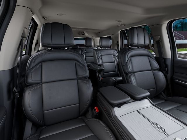 2027 Lincoln Navigator Premiere