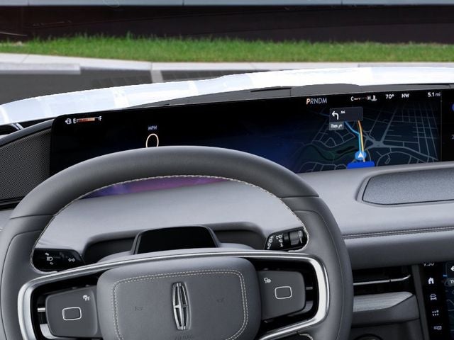 2027 Lincoln Navigator Premiere