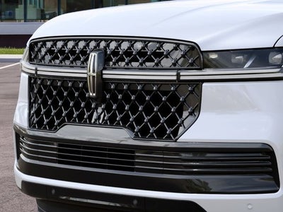 2027 Lincoln Navigator Reserve