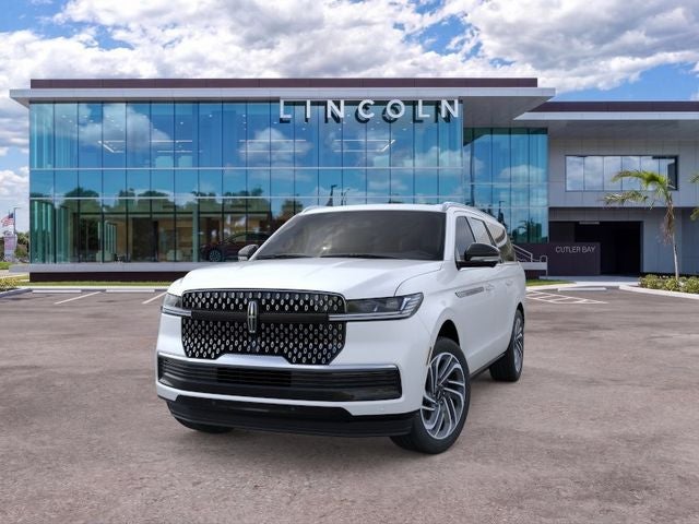2025 Lincoln Navigator L Reserve Service Loaner