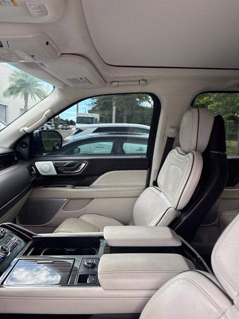 2023 Lincoln Navigator L Black Label