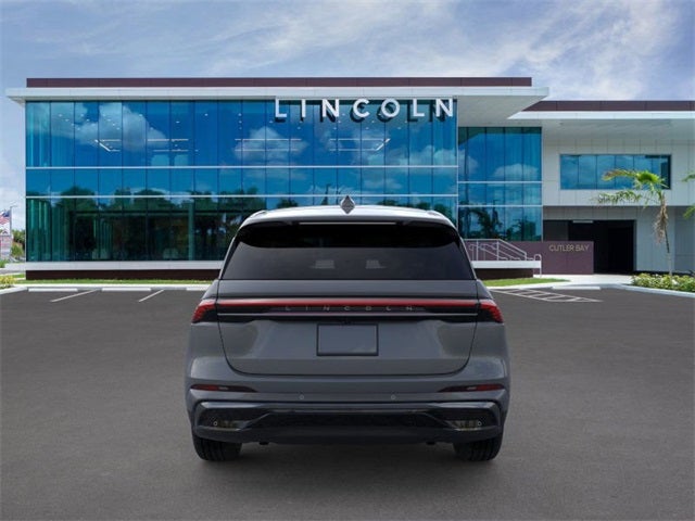 2025 Lincoln Nautilus Premiere Service Loaner