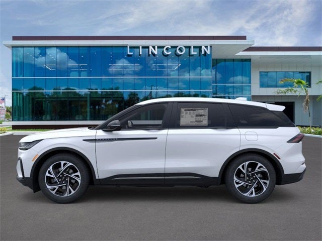 2025 Lincoln Nautilus Premiere Service Loaner
