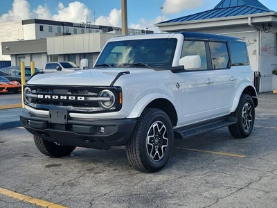 2025 Ford Bronco Outer Banks
