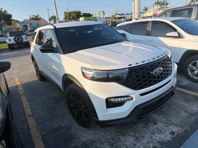 2023 Ford Explorer ST-Line