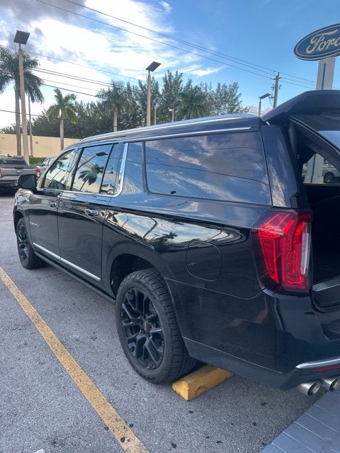2022 GMC Yukon XL Denali