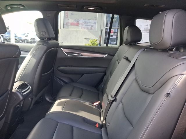 2023 Cadillac XT6 Luxury