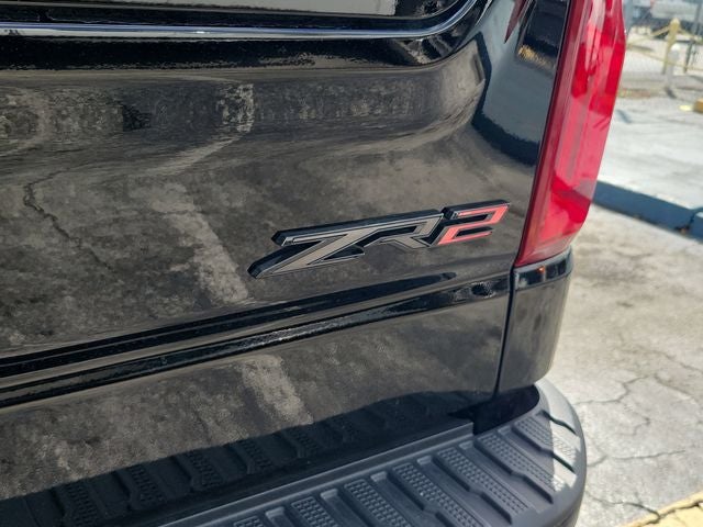 2025 Chevrolet Silverado 1500 ZR2
