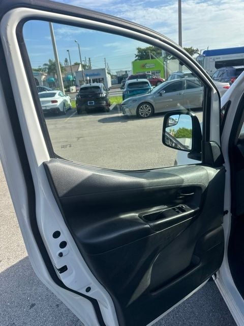 2015 Nissan NV200 S